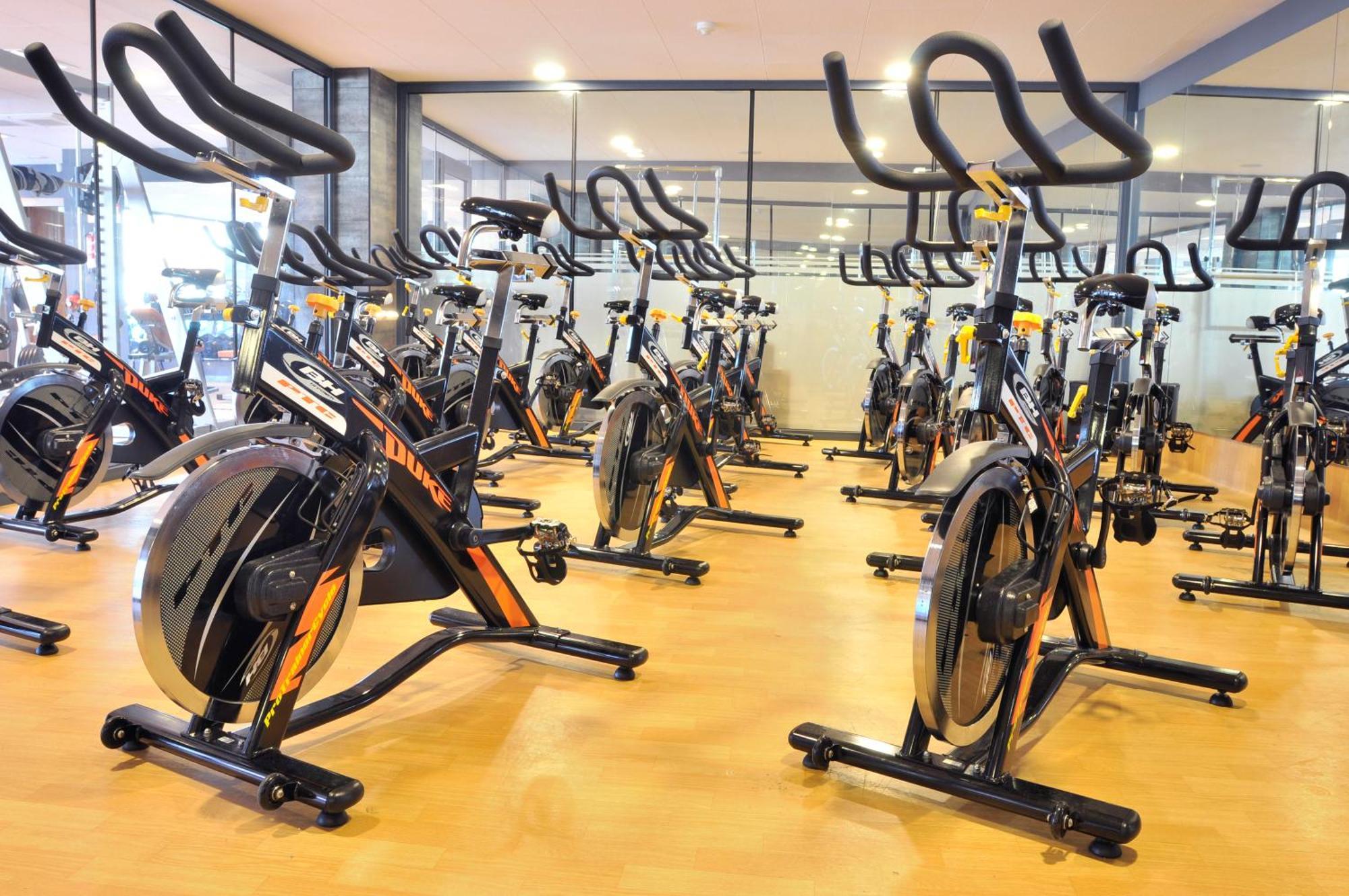 Sant Jordi Boutique Hotel Calella Exterior photo Indoor cycling