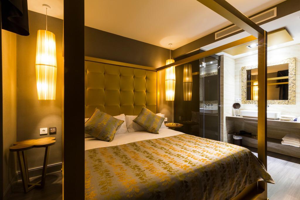 Sant Jordi Boutique Hotel Calella Exterior photo