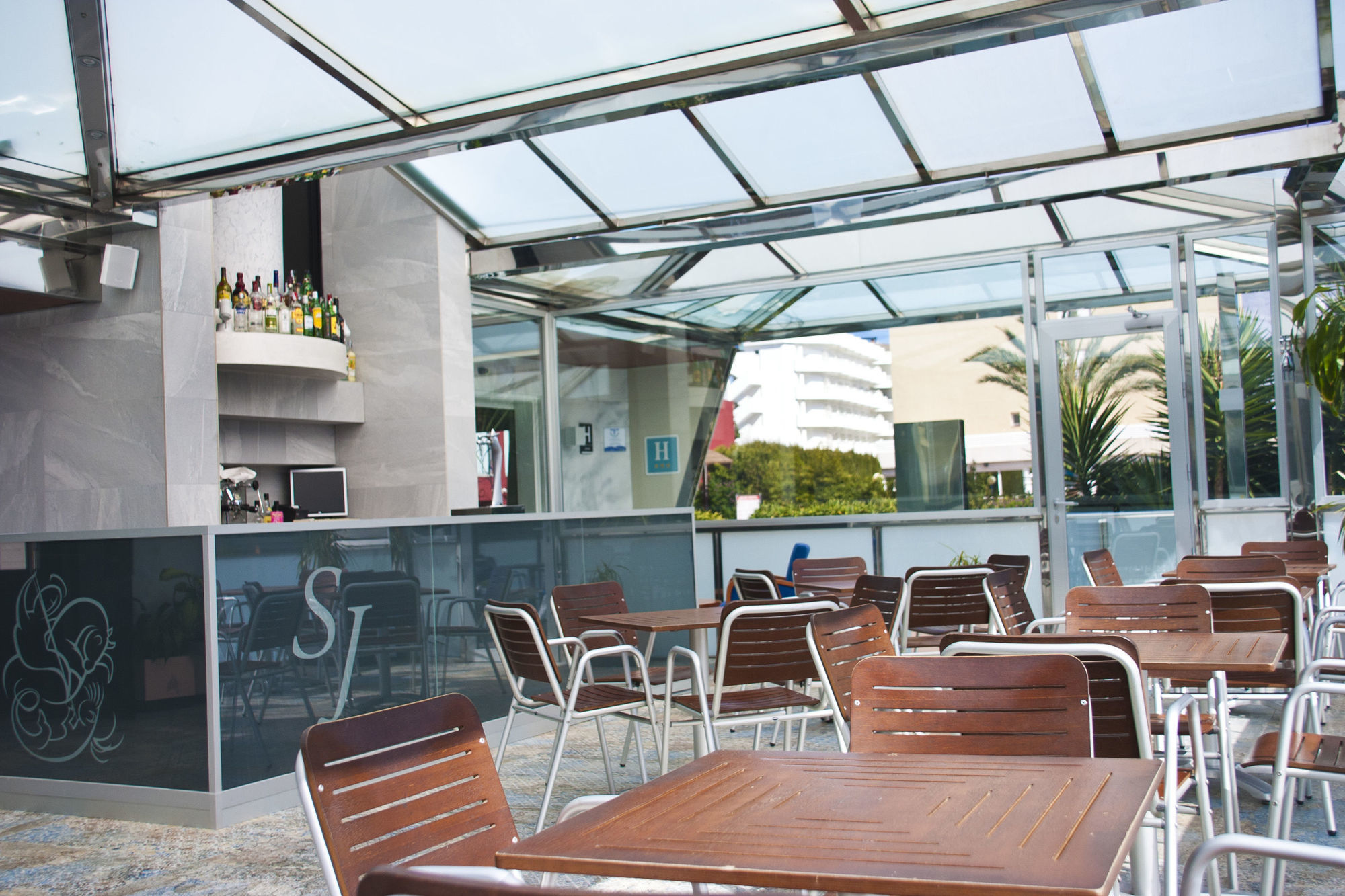 Sant Jordi Boutique Hotel Calella Exterior photo Sky Bar