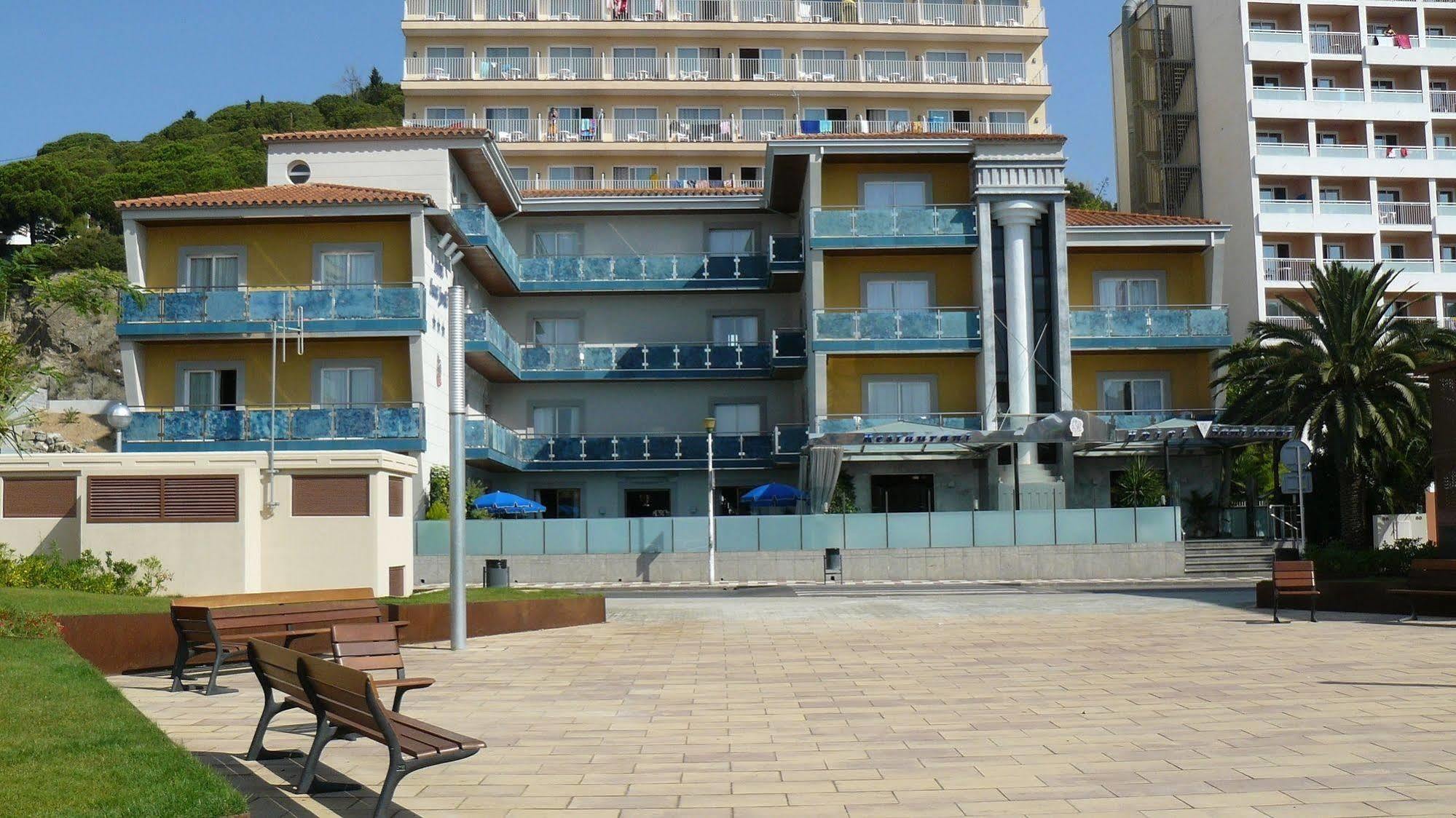 Sant Jordi Boutique Hotel Calella Exterior photo The hotel in 2013